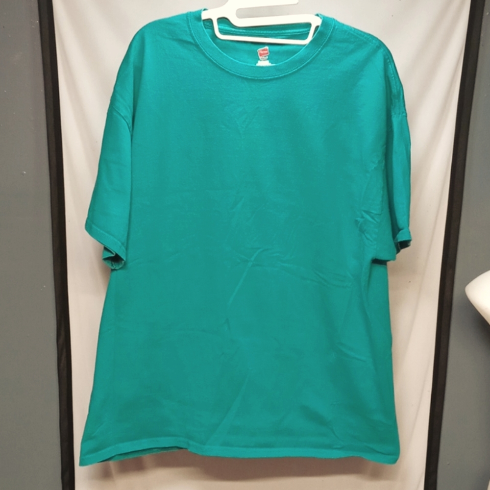 Turquoise tee shirt